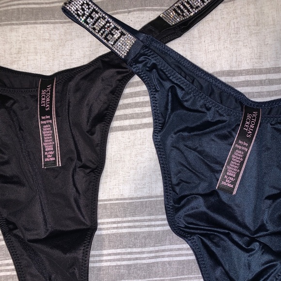 Victoria secret set of 2 thong undies - Picture 3 of 3